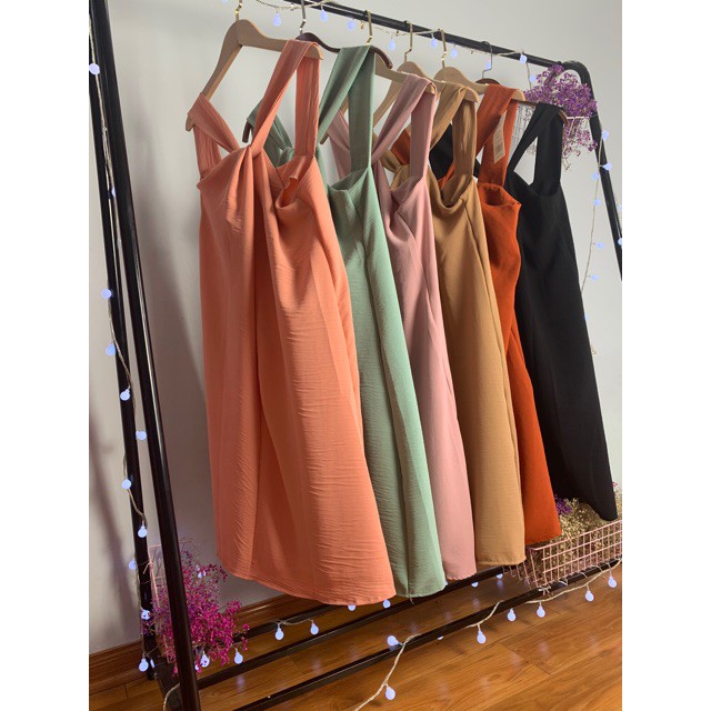 [ Mã FAMAYWA2 giảm 10K đơn 50K] Váy Đũi Cổ Yếm Đầm Xoắn Ngực Dáng Dài Thiết Kế Sang Chảnh | BigBuy360 - bigbuy360.vn