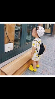 Dép vịt thái