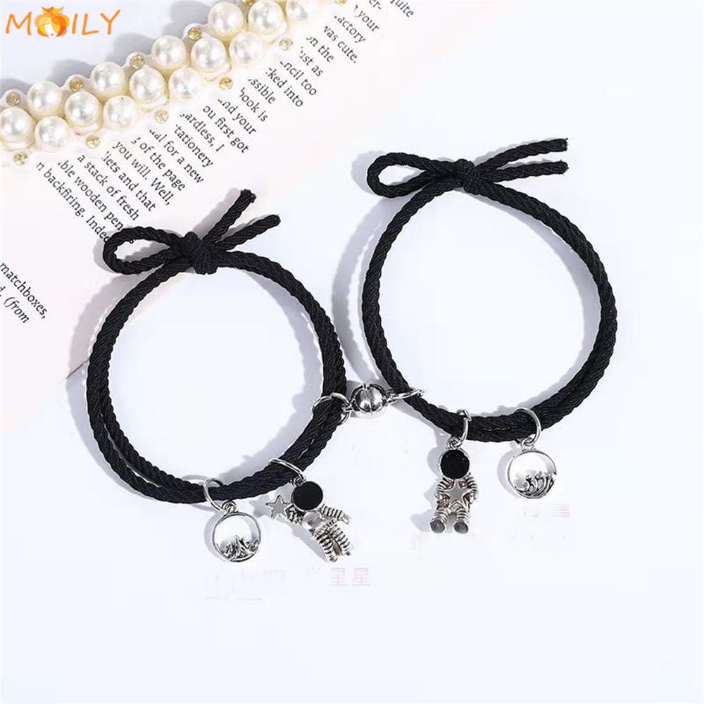 Vòng Tay Dạng Dây Thừng Từ Tính Hình Phi Hành Gia Thời Trang Cho Nam Nữ