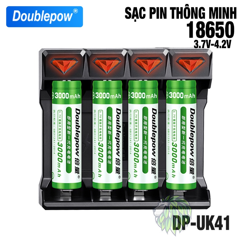 Bộ sạc Pin Đa Năng 3.7V Doublepow UK41 4 khe sạc cho pin 18650 26650 21700 10440 16340