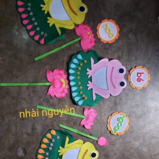 Hoa bé ngoan