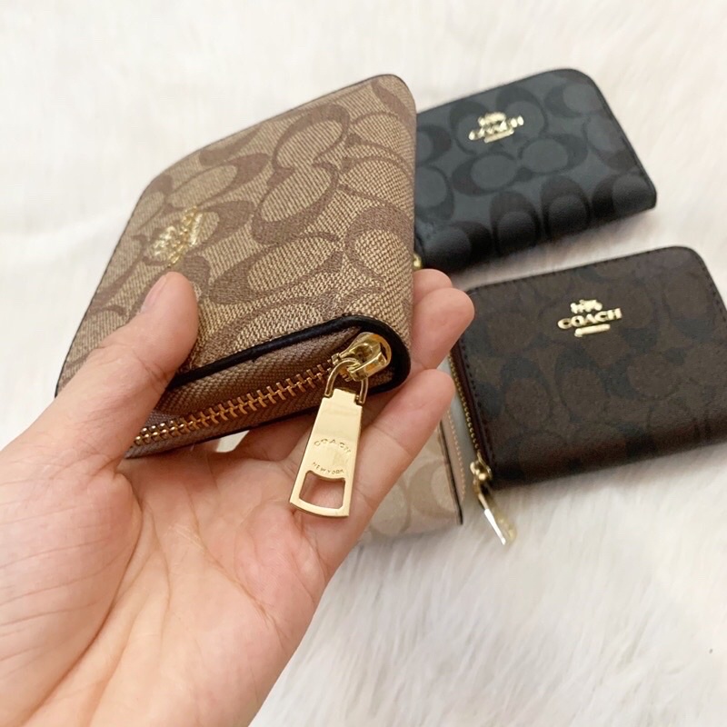Ví mini nhỏ gọn coach