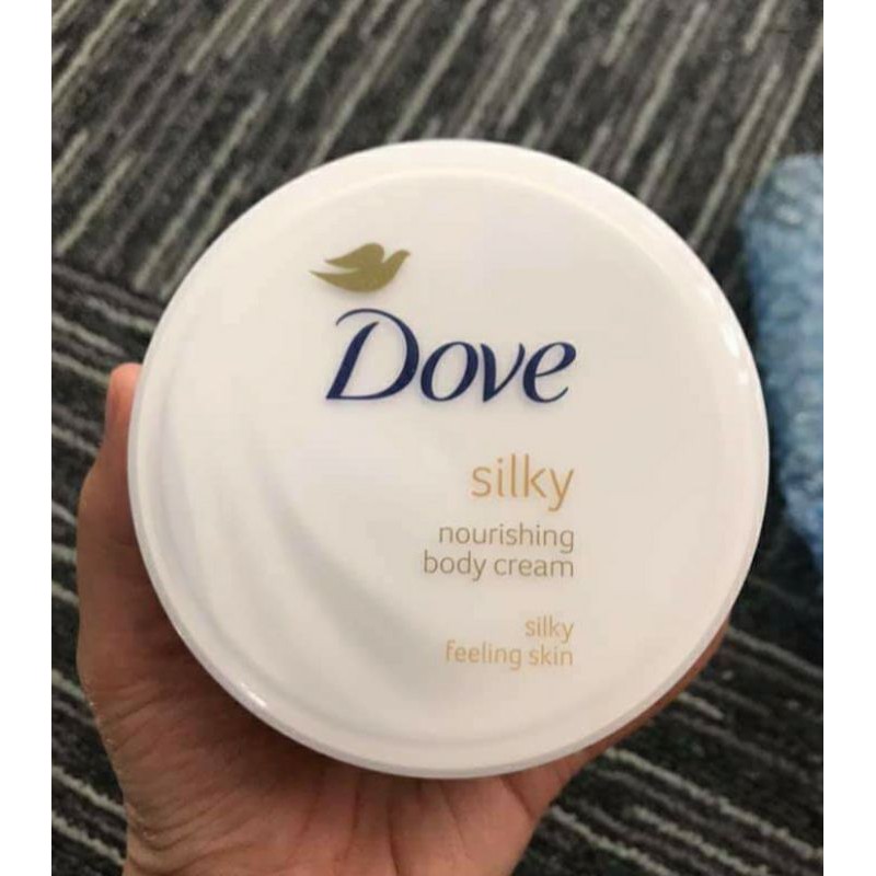 Kem dưỡng thể Dove Silky Nourishing Body Care - Úc