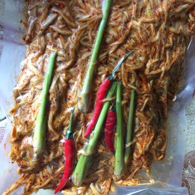 Gân bò xé chuẩn vị Tây Bắc ( túi 500g)