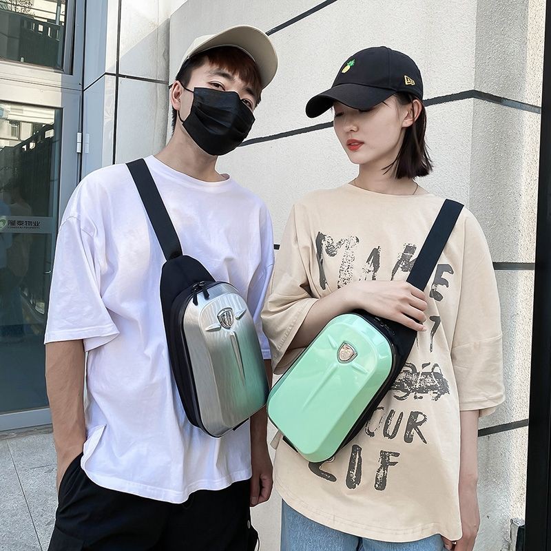 Túi đeo chéo với vỏ nhựa đứng dáng [ORDER]
