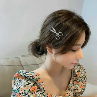 Set 3 chiếc cặp tóc hình chiếc kéo đính cườm