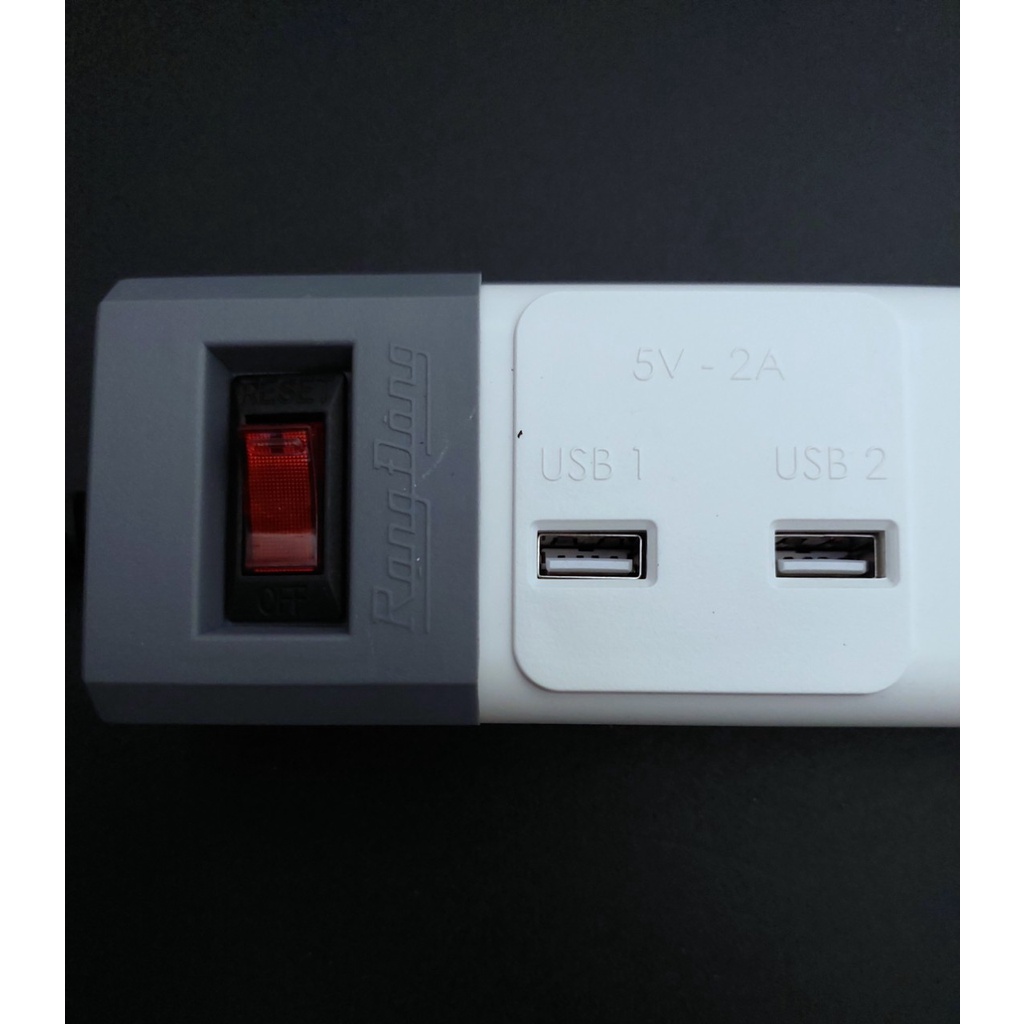 Ổ cắm điện kéo dài đa năng kèm cổng sạc USB cao cấp Rạng Đông