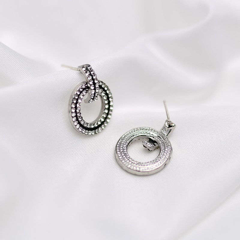 【Jewelry Time】Korean Fashion 925 Silver Needle Diamond Circle Earrings