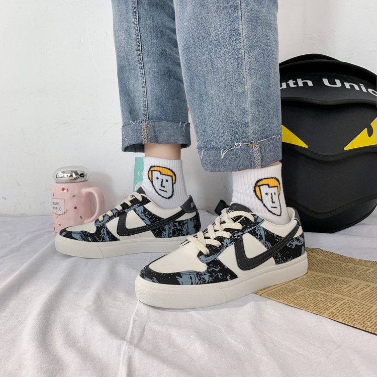 Giày Thể Thao Bằng Da Thoải Mái Cho Nữ