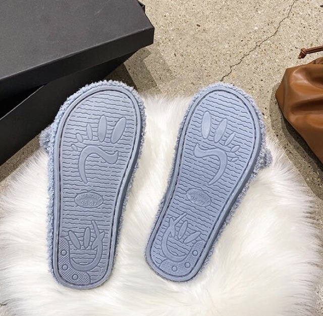 Dép bông lông xù 🎀