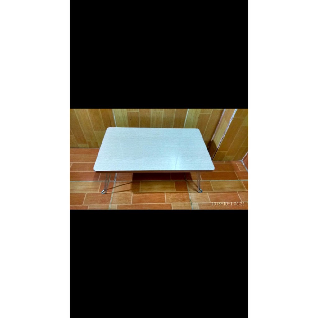 Bàn học sinh sinh viên