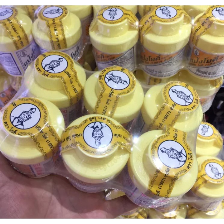 Phấn rôm khử mùi hôi chân Yoki 35G Thái Lan hiệu quả