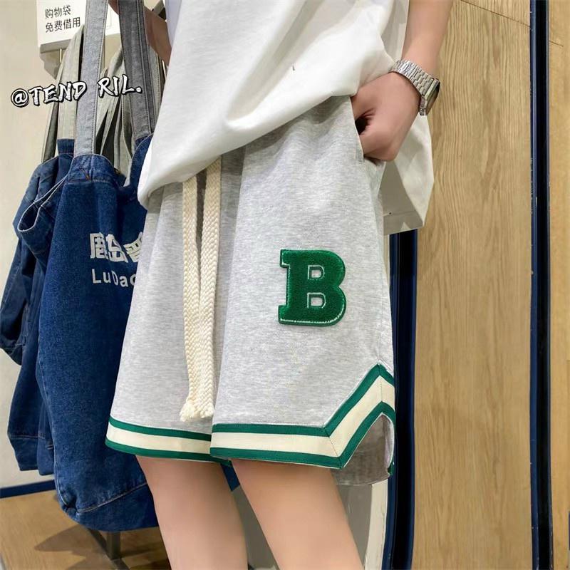 Quần đùi chữ B RUBY Chất bo dầy lên from chuẩn đẹp, hình thêu, unisex nam nữ mặc được