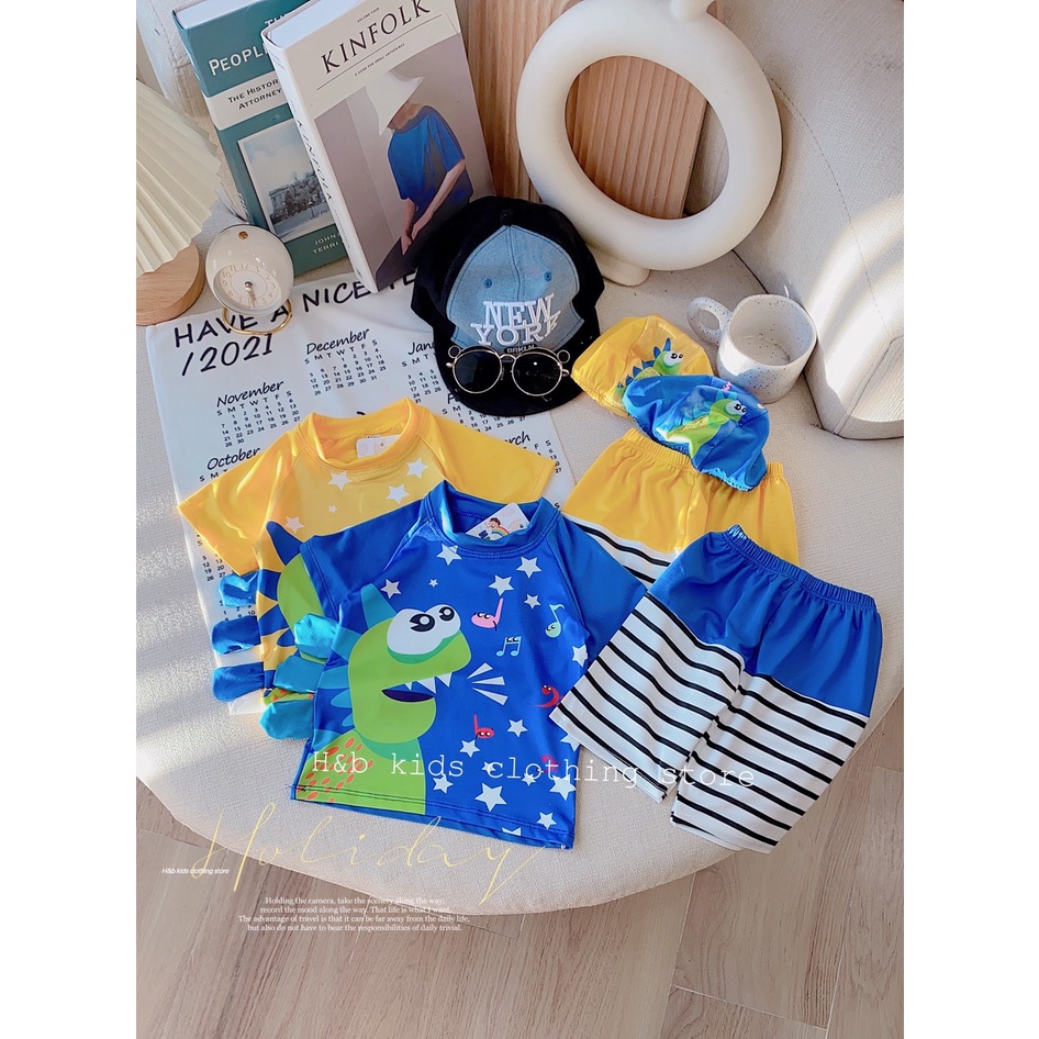 Bộ bơi kèm mũ khủng long tai thật cho bé trai Namkidshop (V729)