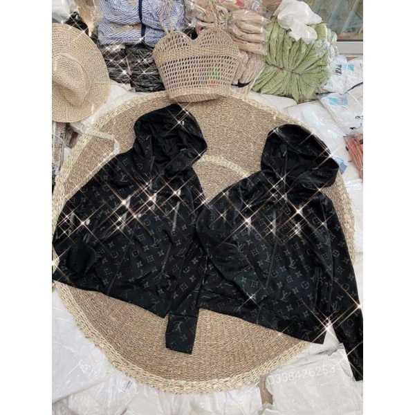 Áo Chống Nắng Nam Nữ Cao Cấp Co Dãn 4 Chiều Cực Kì Thoải Mãi Chất Vải UMi Dày Dặn Logo Dập Nổi Siêu Chất