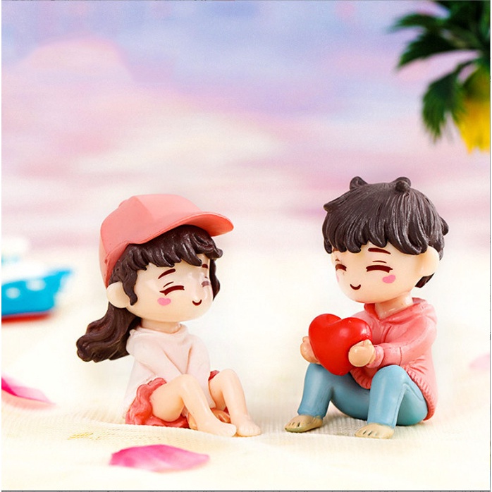 Mô hình decor bàn học, chậu cây cặp đôi Hàn quốc ngồi bãi biển trang trí terrarium