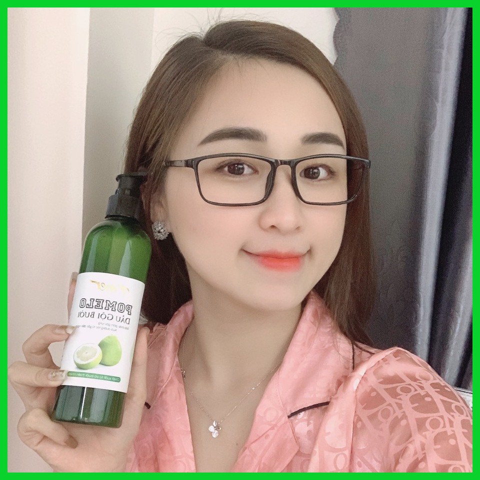 Dầu gội bưởi kích mọc tóc Pomelo 300ml giúp làm sạch tóc và da đầu, giảm rụng tóc, kích mọc tóc nhanh hơn