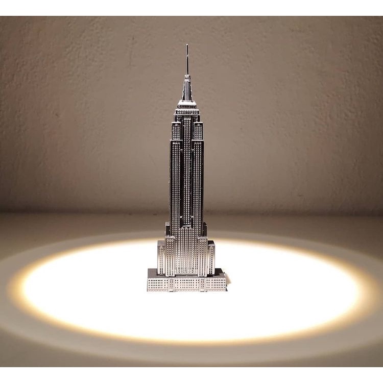 Mô Hình 3D Kim Loại Tòa Nhà Cao Tầng Empire