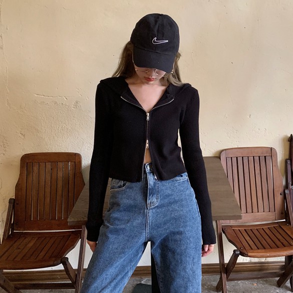 ÁO THUN GÂN CROPTOP DẠO PHỐ THỜI TRANG