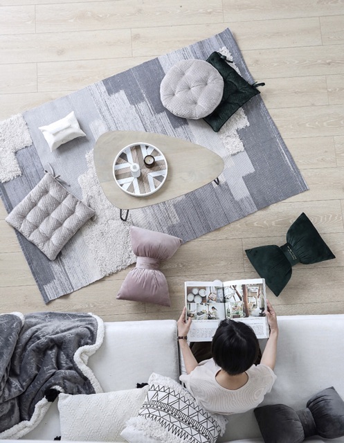Gối hình nơ cách điệu trang trí sofa, phòng ngủ sang trọng