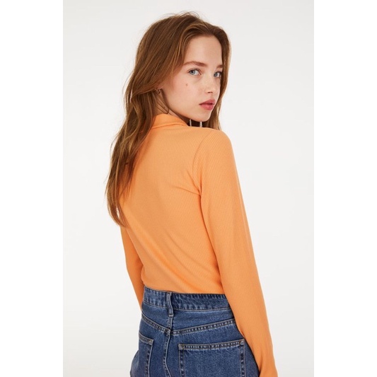 Áo polo nữ dài tay dáng croptop HM auth