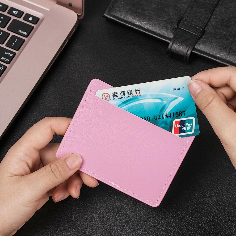 1 Ví Da Đựng Thẻ Tên Hiệu LAKAMIER