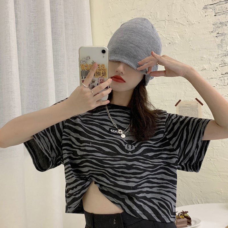 Áo Thun Lửng Tay Ngắn Dáng Rộng Kẻ Sọc Ngang Trẻ Trung Cá Tính Hợp Thời Trang | BigBuy360 - bigbuy360.vn