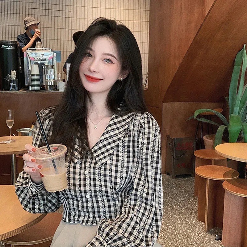 Áo Croptp Kẻ Sọc Siêu Xinh | BigBuy360 - bigbuy360.vn