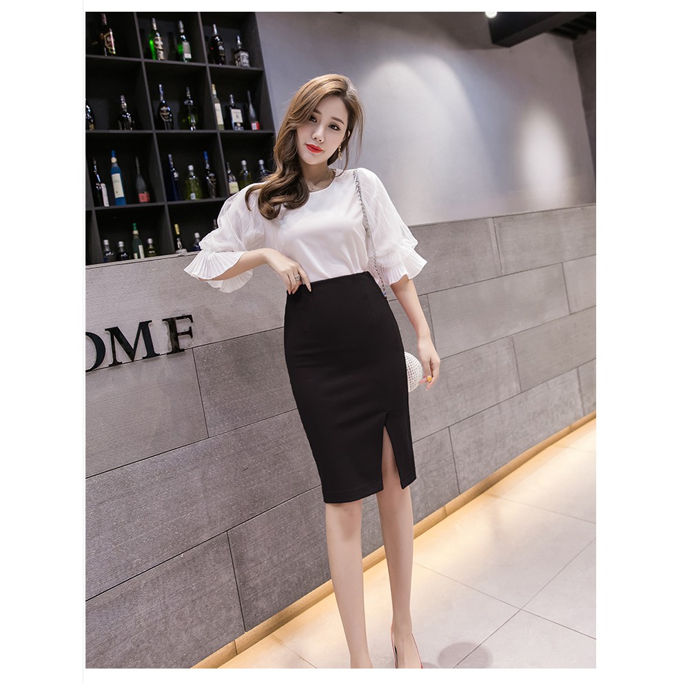 Chân váy công sở dài thun umi co dãn màu đen xẻ trước 63cm CR63V07
