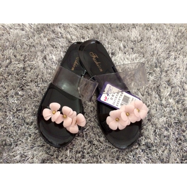 Dép nhưa dẻo hoa