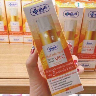 Serum Vit C trắng da mặt