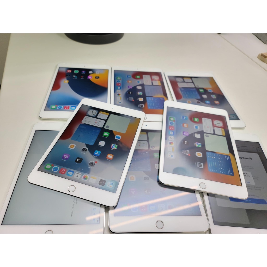 マーケットマーケットiPad Mini Wi-Fi Cellular 16GB BT97.9