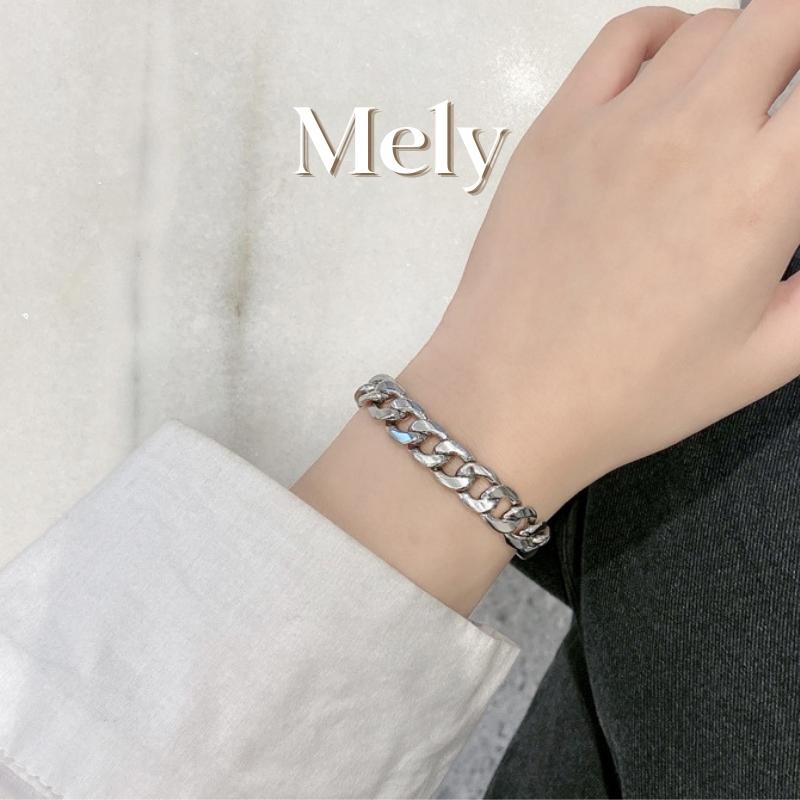 Vòng tay mắt xích thép titan không gỉ cá tính màu bạc unisex dành cho nam và nữ hiện đại hot trend - Mely 1502