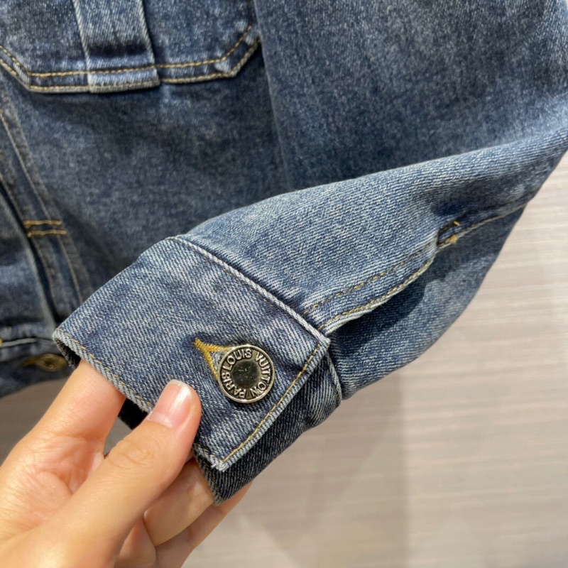 Áo khoác denim thời trang logo thương hiệu Louis Vuitton LV 2022 cao cấp