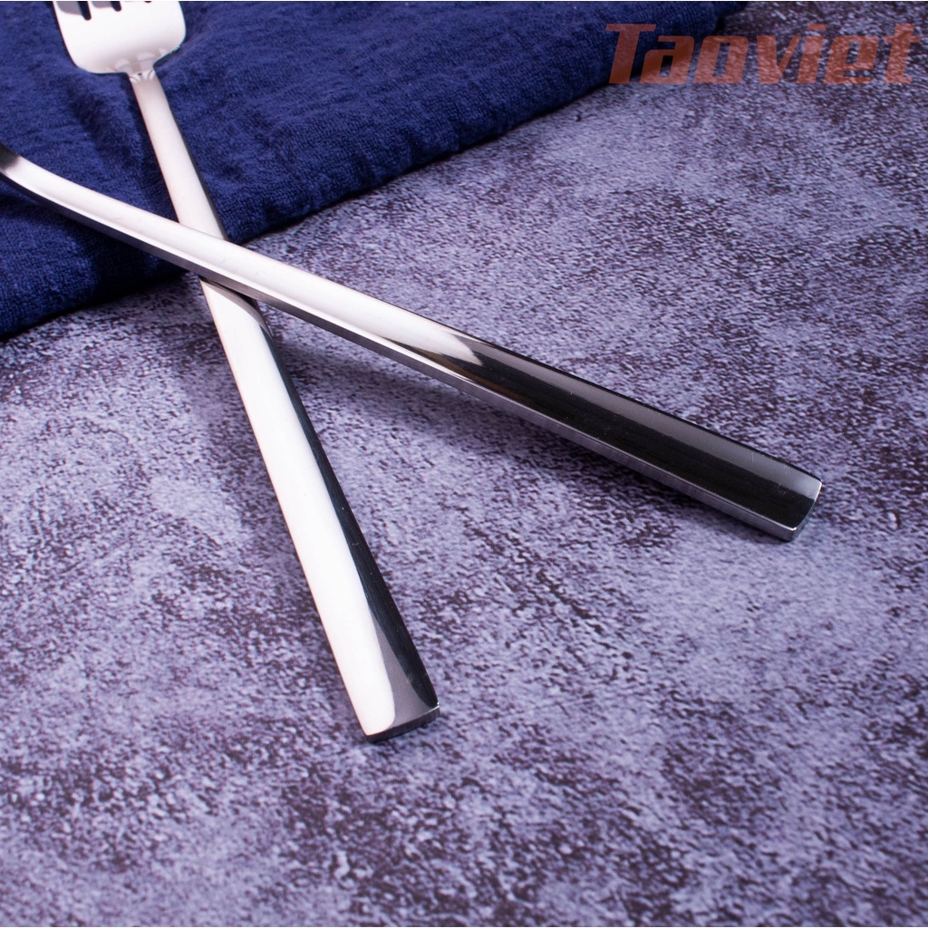 Taoviet Bộ muỗng nĩa Inox cao cấp cán vuông phong cách Hàn Quốc dài 21cm