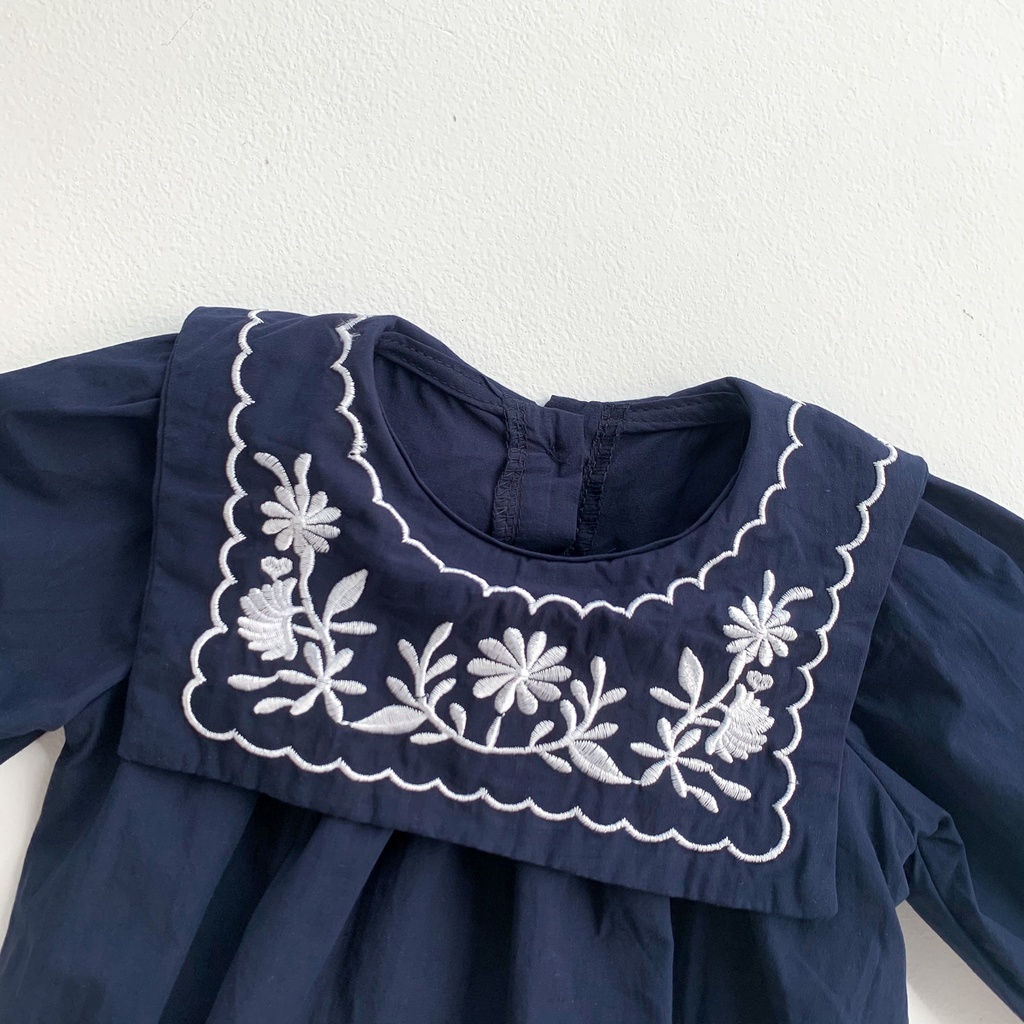 Áo liền quần cotton tay dài màu trắng/ navy họa tiết thêu cho bé gái 0-24 tháng tuổi