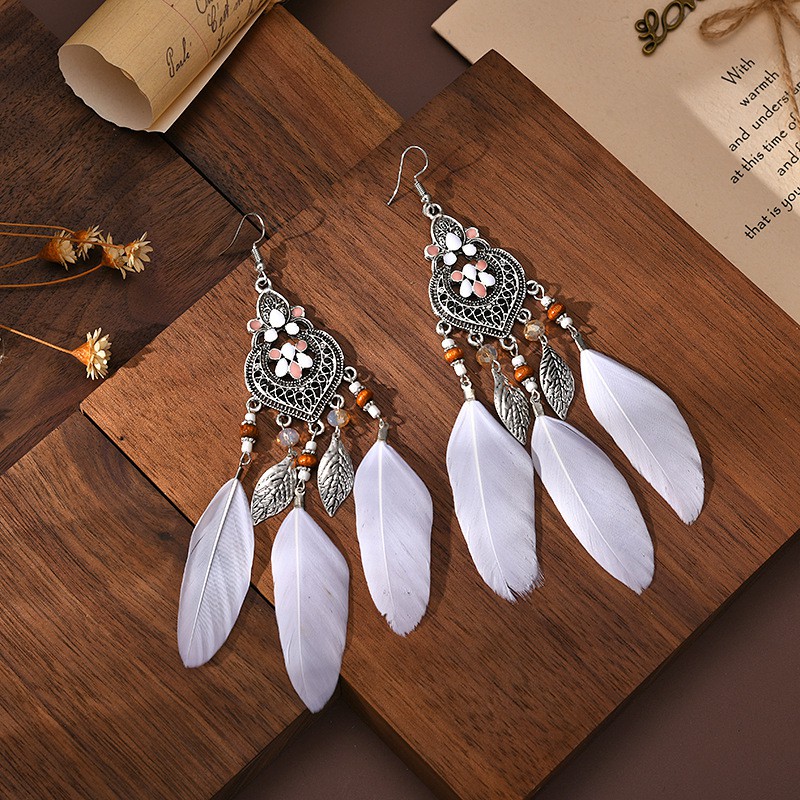 [New] Khuyên tai lông vũ phong cách bohemian hottrend đi du lịch hè 2021