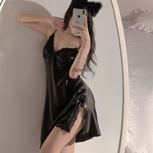 Đầm ngủ 2 dây lụa satin phối ren đính nơ xẻ tà đùi SWEETIES