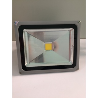 Đèn Pha Led ngoài trời vỏ xám công suất 30w ánh sáng Vàng dùng chip Led COB siêu sáng