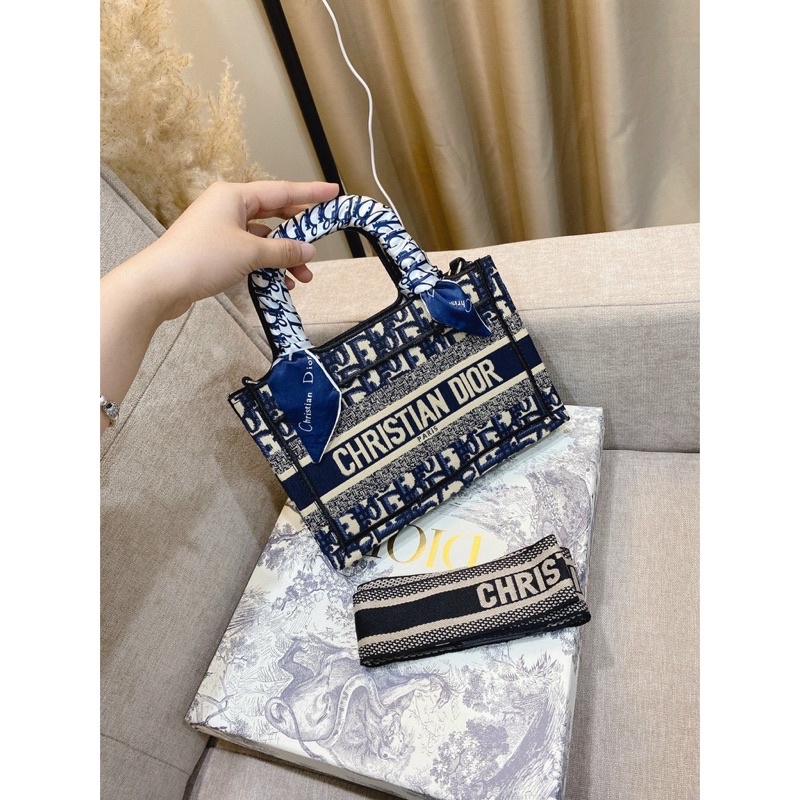 TÚI DIOR THỔ CẨM SIZE22 SPSL