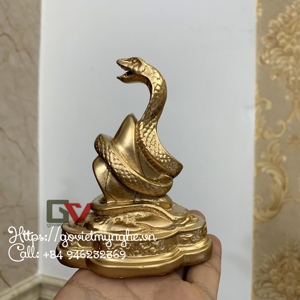 Tượng đá con rắn ôm tiền tài lộc phong thủy trang trí - Cao 11cm - Màu Nhũ Đồng