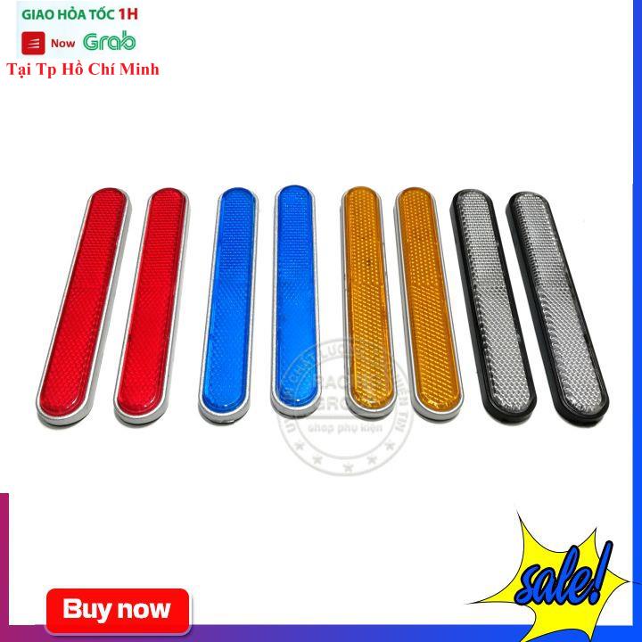 Mắt Mèo Phản Quang Dài Dán Phuộc Trang Trí Xe Máy