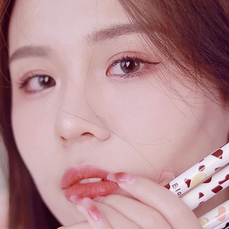 1 Bút Kẻ Mắt Dạng Lỏng Siêu Mịn Mượt Nhanh Khô Chống Nước Chống Mồ Hôi Lâu Trôi