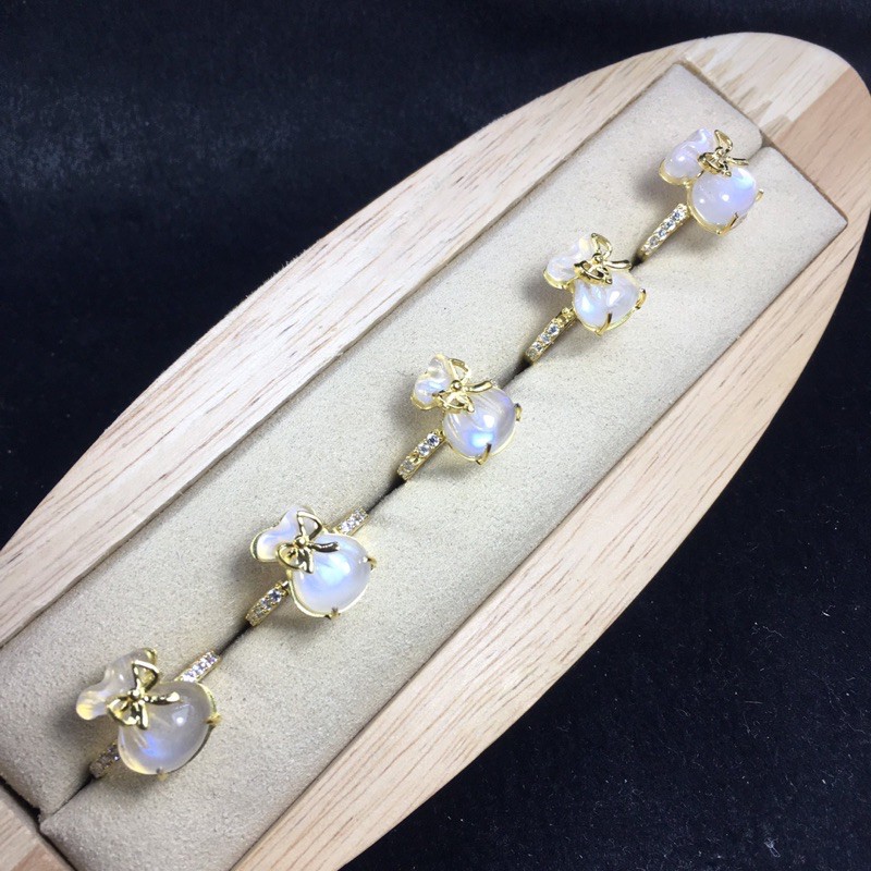 Nhẫn đeo tay túi tiền MoonStone - Đá mặt trăng cho Kim Thuỷ