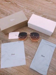 Kính dior fulbox