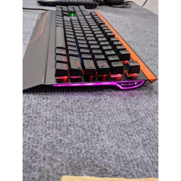 Bàn phím cơ cũ tailun led rainbow blue switch