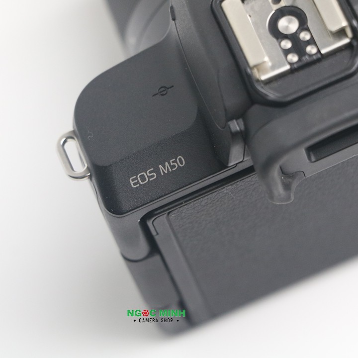 Máy ảnh Canon EOS M50 + Kit 15-45mm (Đen)