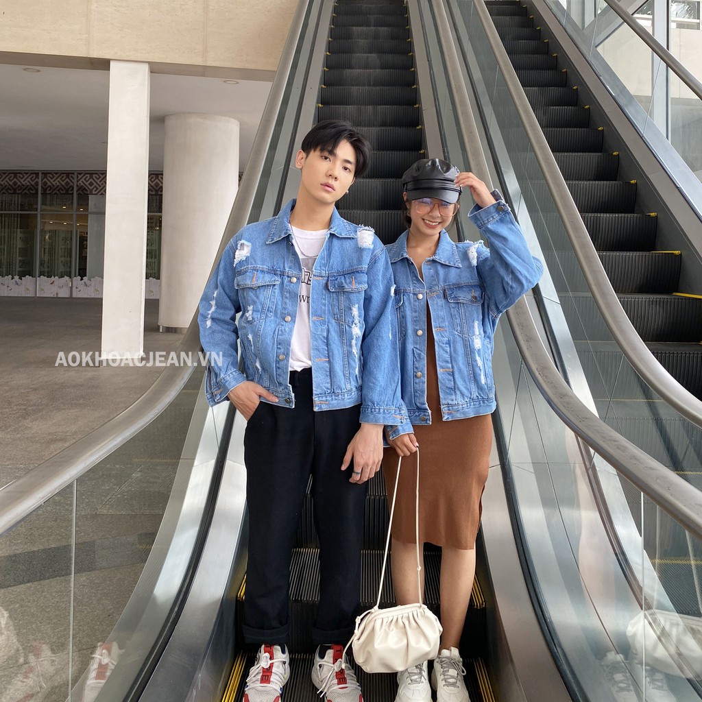 Áo khoác jean cặp đôi rách xanh nhạt - AOKHOACJEAN