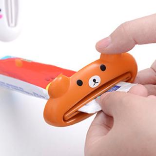 Đồ vặn kem đánh răng hình hoạt hình dễ thương