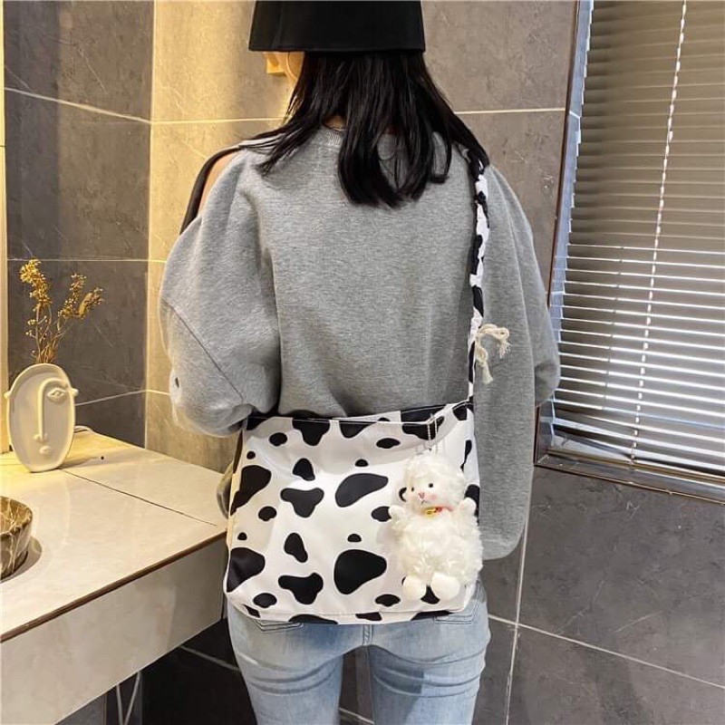 Túi bò sữa vải dù đeo chéo cá tính xinh xắn